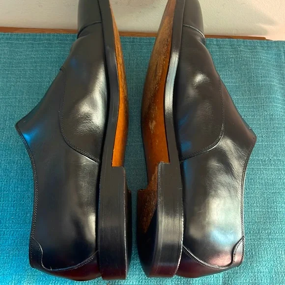 Salvatore Ferragamo Florence Mens Dress Shoes Side 9.5. 2E. Mint Condition Salvatore Ferragamo Florence Mens Brown Leather Shoes, Size  main image 4